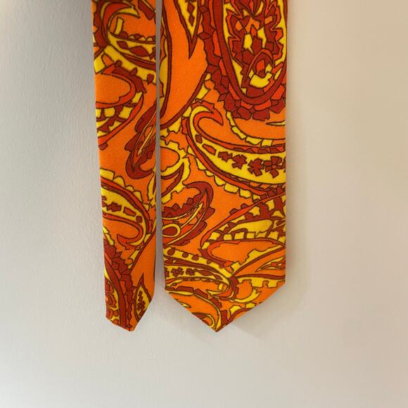 Vintage Handmade 1960's Men's Dress Tie Mod Paisley Design Groovy MCM Hippie - Picture 10 of 10